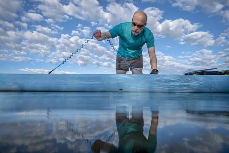 The 5 Best Kayak Paddle Leashes In 2023 SeaKayakExplorer